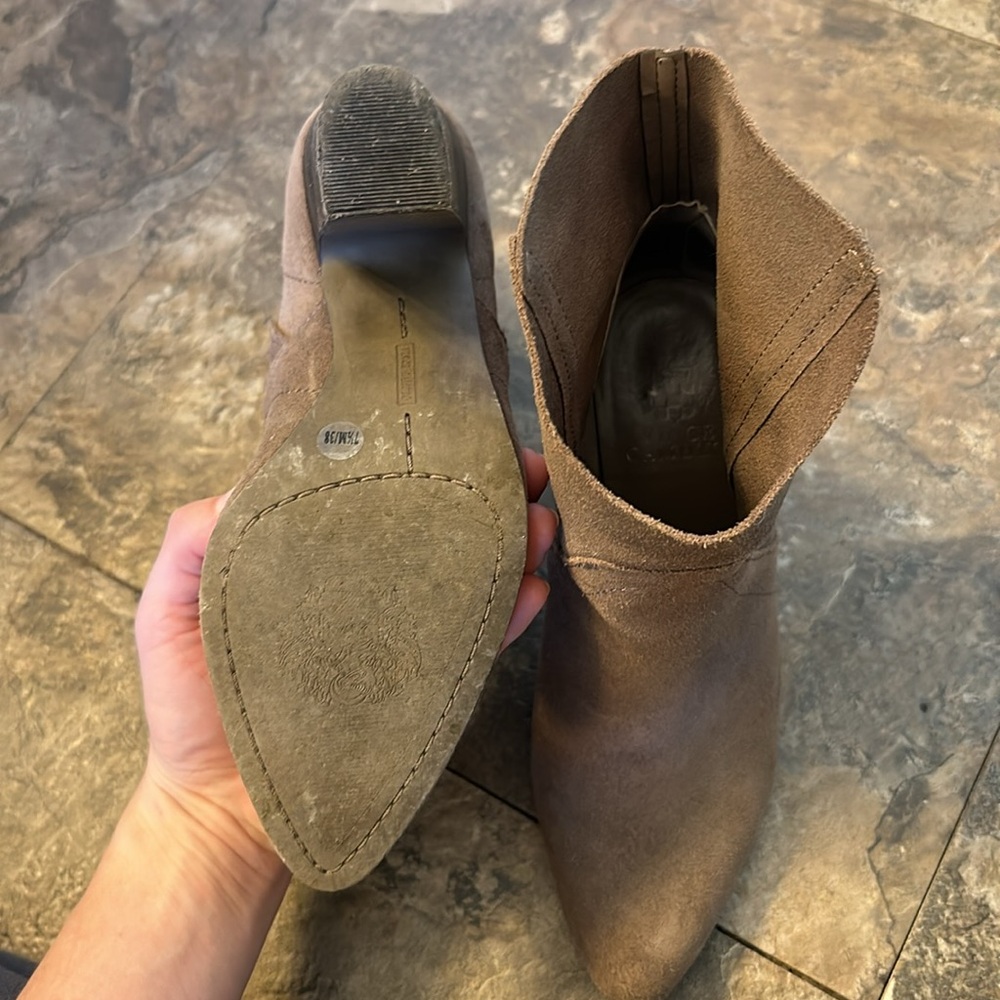 Suede booties - Picture 3 of 3